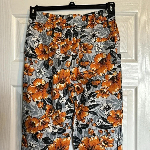 Urban Outfitters women’s gray floral tropical print jogger pants size small - Picture 6 of 11